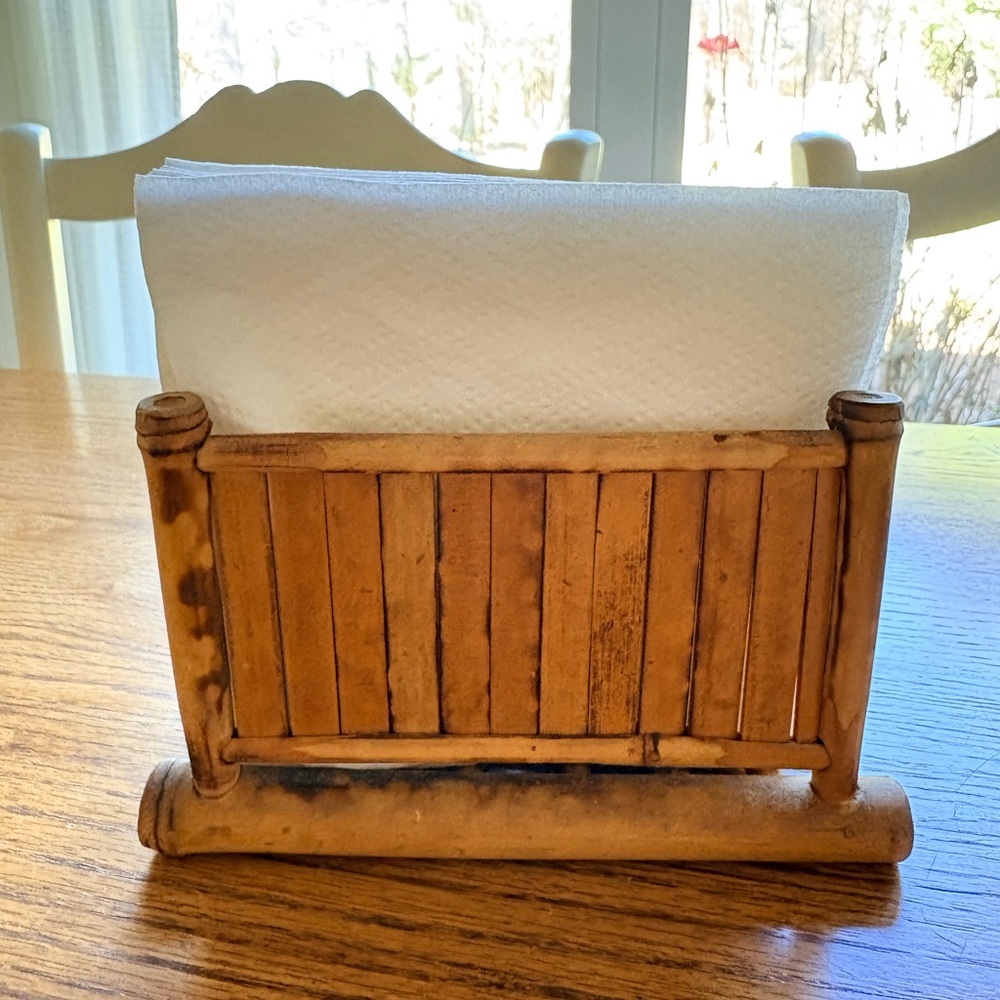 Vintage bamboo letter holder or napkin holder- grandmillenial cottagecore - Picture 12 of 12